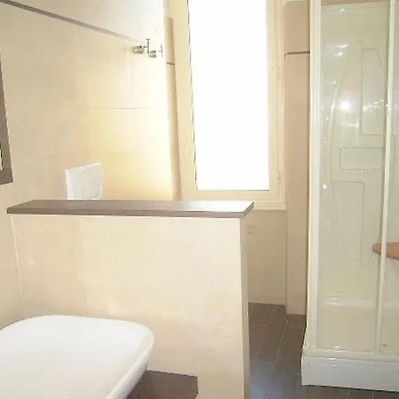 Cathy Apartment-3